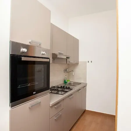 Ap Punta Next To Sandy Beach, With Garden * Omiš