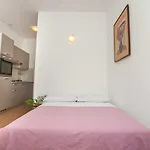 Ap Punta Next To Sandy Beach, With Garden * Omiš