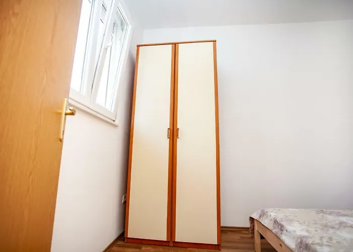 Ap Punta Next To Sandy Beach, With Garden Omiš