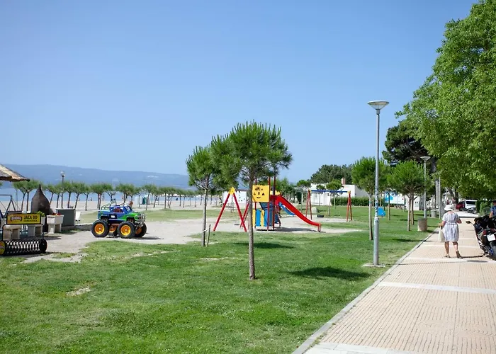 Ap Punta Next To Sandy Beach, With Garden Apartment *